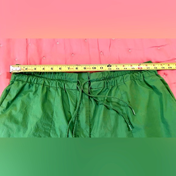 FARM Rio Green Cropped Pants - Picture 10 of 11